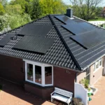 kleines_haus_mit_photovoltaik